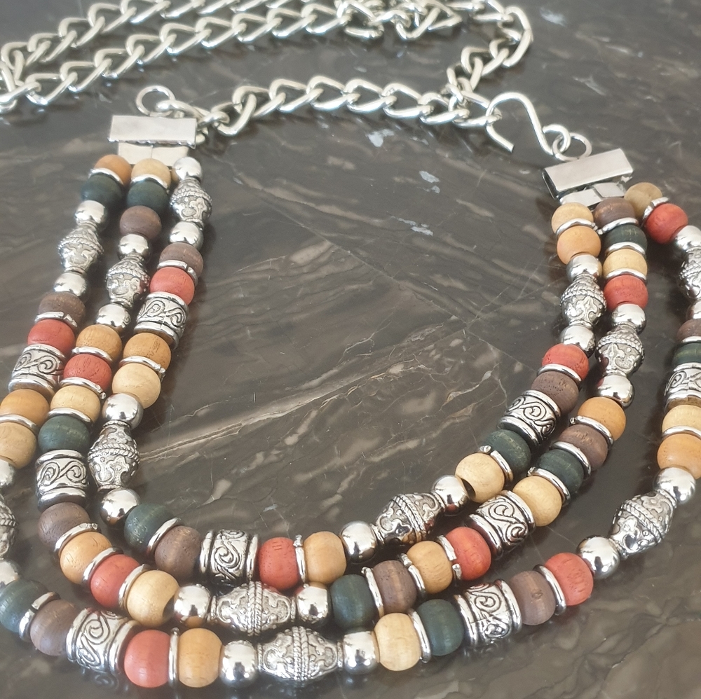 Beautiful Vintage Chunky Bead Necklace